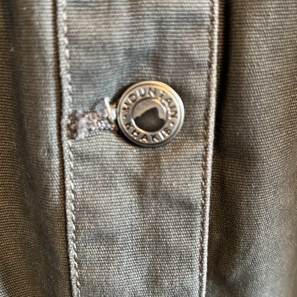 Lightly loved Woman’s Mountain Khakis Sherpa Barn Jacket! - Picture 3 of 5